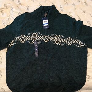 Kirkland Signature Dark Green Turtleneck Sweater with Snowflake Design